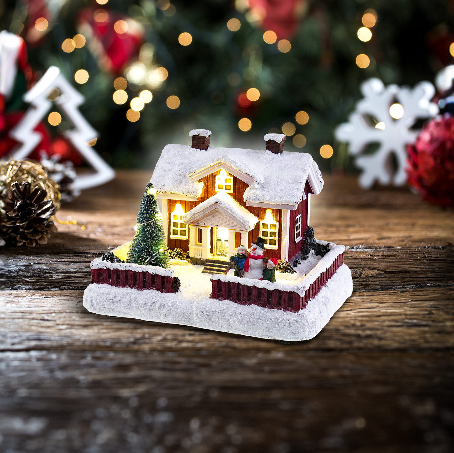 Traditional scandinavian house - Christmas Village - Santa's Light Shop